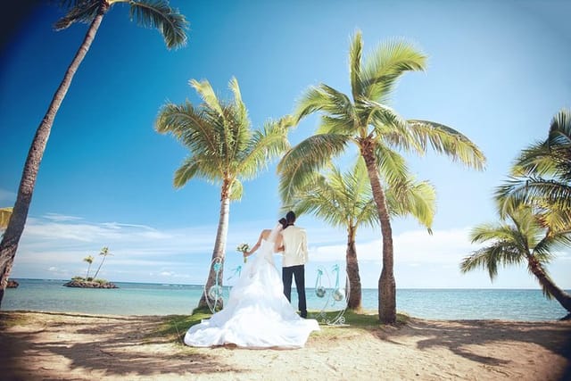 Hawaii Wedding - Aloha Beach Wedding and Photo Session - Photo 1 of 9